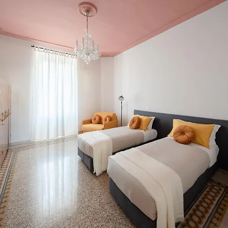 New Apartment With Amazing View Of S Peter'S Dome-2